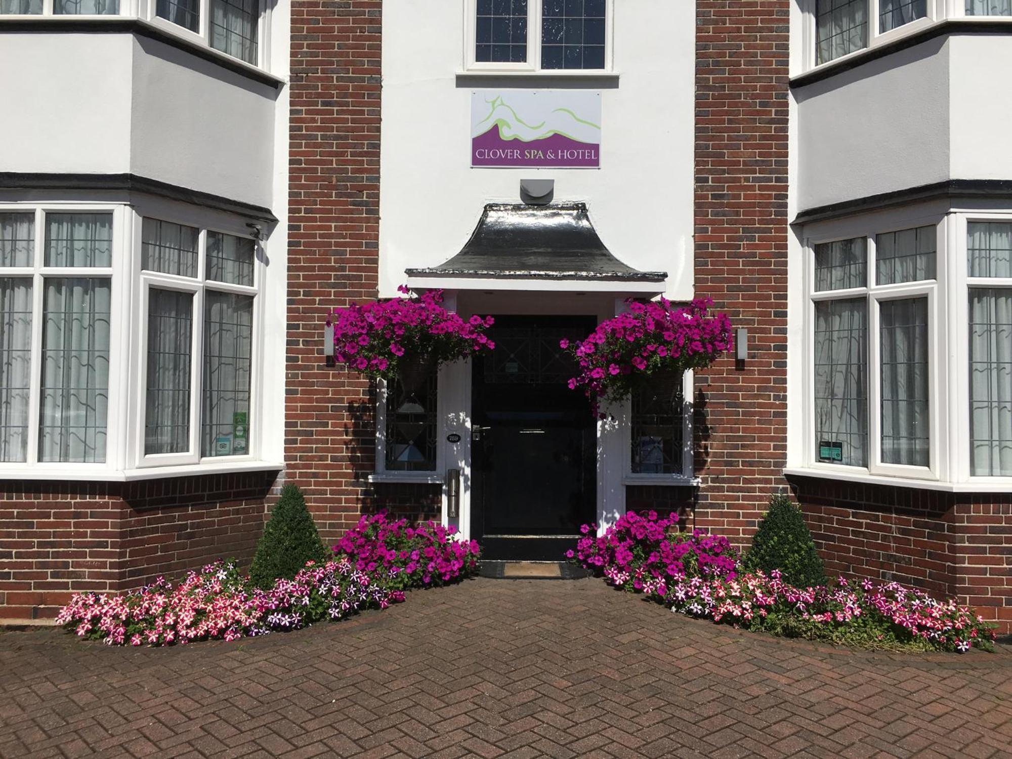 Clover Spa And Hotel Birmingham Bagian luar foto
